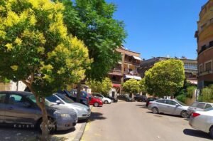 صورة حديثة لموقع بستان الصليب حيث كانت هنا حارة الارمن وشارع بطرس كرامي الموصل الى الزبلطاني وتقع ملاصقة لكنيسة الصليب جنوبا