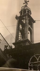 جرسية الكنيسة يصعد اليها من الدهليز