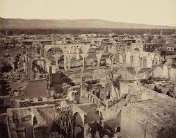 دمار الحي المسيحي بفتنة 1860 والصورة للكاتدرائية المريمية وماحولها ولاتزال مدمرة في 24 ايار 1862 اي بعد سنتين