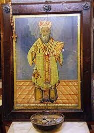 ايقونة القديس حنانيا الرسول في ايقونسطاس الكنيسة