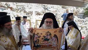 غبطة بطريرك انطاكية وسائر المشرق ابينا يوحنا العاشر يقيم الصلاة من كاتدرائية القديسين بطرس وبولس الكاتدرائية المهدمة بزلزال 6 شباك 2023 في فصح العام