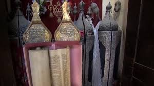 نسخ التوراة والمخطوطات قبل وجود الجماعات الارهابية في جوبر 2011