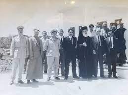 المطران مع اعيان حماه