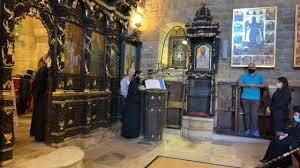 جزء من ايقونسطاس الكنيسة