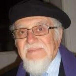 الفنان الياس زيات ابن شقيق الارشمندريت ميرون وهو من صور ايقونات كنيسة مار ميخائيل