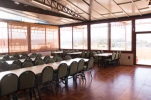 قاعة الطعام في المركز