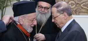 مكرما بوسام الارز اللبناني من رئيس الجمهورية اللبنانية بحضور غبطة البطريرك يوحنا العاشر
