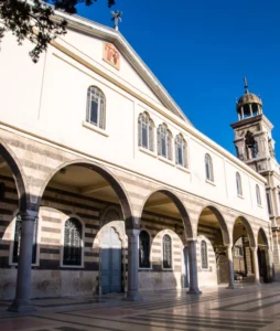 كنيسة مريم التي صارت كاتدرائية دمشق