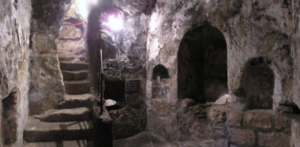 قبر اليعازر في العيزرية شرقي أورشليم