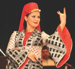راقصة السماح