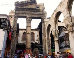 اعمدة معبد جوبيتير الروماني في محلة المسكية