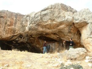 اسطورة النمرود وكفر حور