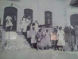  صورة تاريخية لممرضات من المشفى الدنماركي في #النبك مشفى القلمون حالياً 