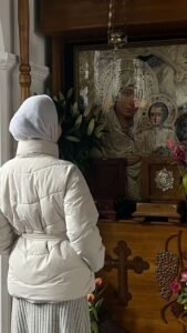 غطاء الرأس عند المرأة في الخدم الالهية