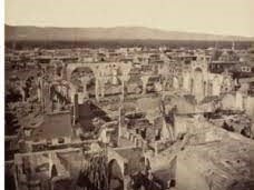 دار البطريركية الارثوذكسية والكاتدرائية المريميم عام 1862 بعد مرور سنتين على مجزرة 1860 المبرمجة تركياً ويبدو في عمق الصورة حنية هيكل المريمية بالحجر المزاوي الملون