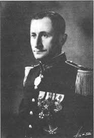 اللواء أرام كارا مانوكيان 1910-1996