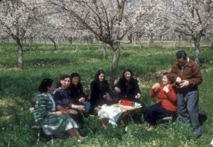 الغوطة واثنين الراهب احتفالات اهل القصاع