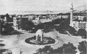 النصب الاول للسبع البحرات عام 1925ساحة الكابتن ديكار بانتري