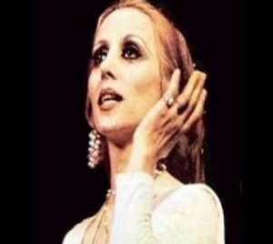 فيروز الملكة غنت الروزنا 1955