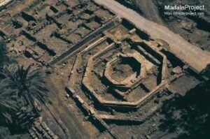 بيت بطرس الرسول في كفرناحوم، حيث عاش يسوع