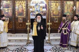 غبطة ابينا البطريرك يوحنا العاشر في غروب عيد ميلاد السيدة يعظ المؤمنين المشاركين