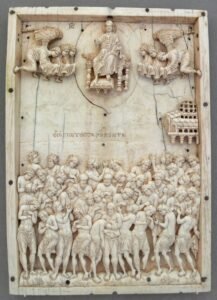 النقش على العاج