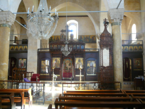 ايقونسطاس الكنيسة