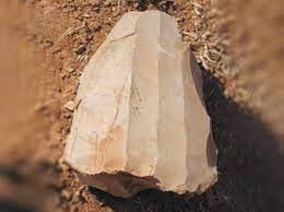 اللقائط الاثرية المتنوعة في الميسيري