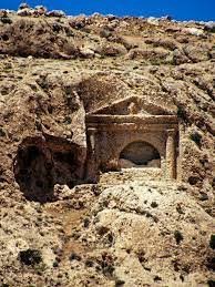 مدافن عين الصاحب