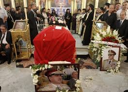 جنازه في كنيسة الصليب