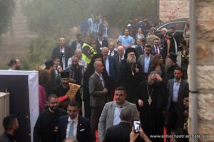 مسير بطريركي واسقفي وشعبي دوماني جامع نحو بيت ومتحف المتروبوليت بشير للتكريس والتدشين