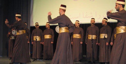 رقص السماح و صراع سياسي تحت قبة البرلمان بشأن طالبات دوحة الأدب !