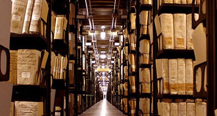 ماذا يخبىء الارشيف السري للفاتيكان