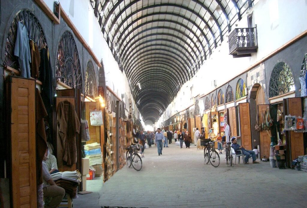 الشارع المستقيم/ السوق الطويل