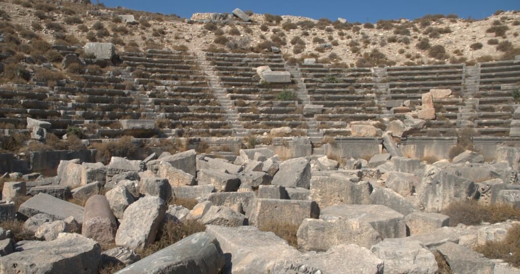 . قورش.. Cyrrhus