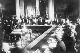 توقيع المعاهدة